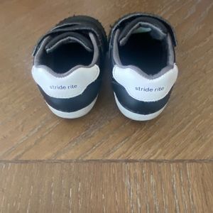 Stride rite walking shoes